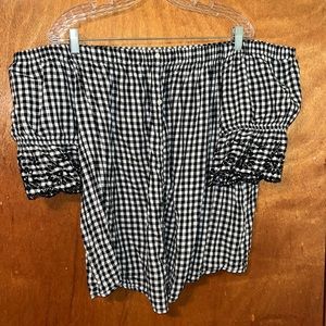 Black and White Gingham Button Up Blouse
